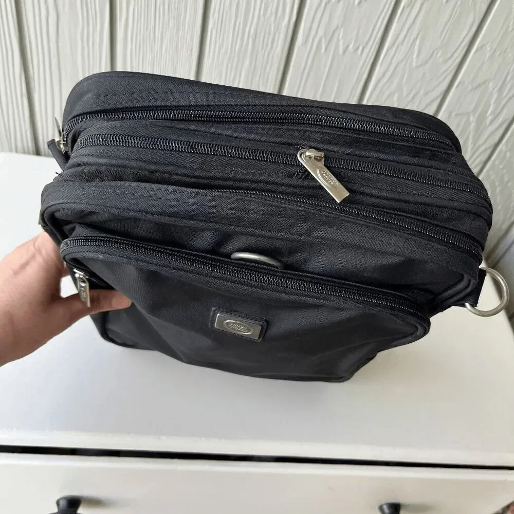 Land Rover Black Collapsible Duffel Tote Travel Bag with Shoulder Strap